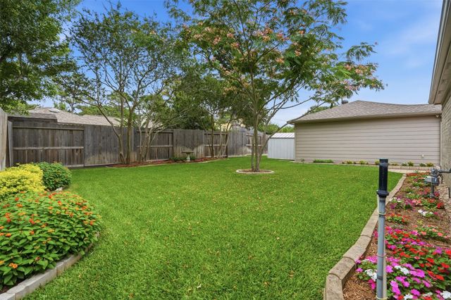 15810 Echo Lodge Drive, Houston, TX 77095