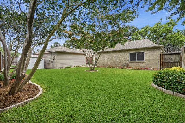 15810 Echo Lodge Drive, Houston, TX 77095