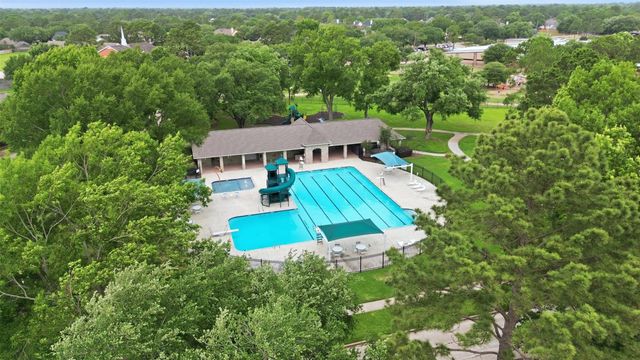 15810 Echo Lodge Drive, Houston, TX 77095