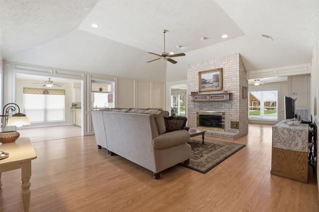 15810 Echo Lodge Drive, Houston, TX 77095