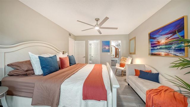 740 WHITE PINE TREE ROAD 205, Venice, FL 34285