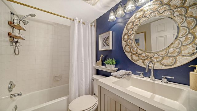 740 WHITE PINE TREE ROAD 205, Venice, FL 34285
