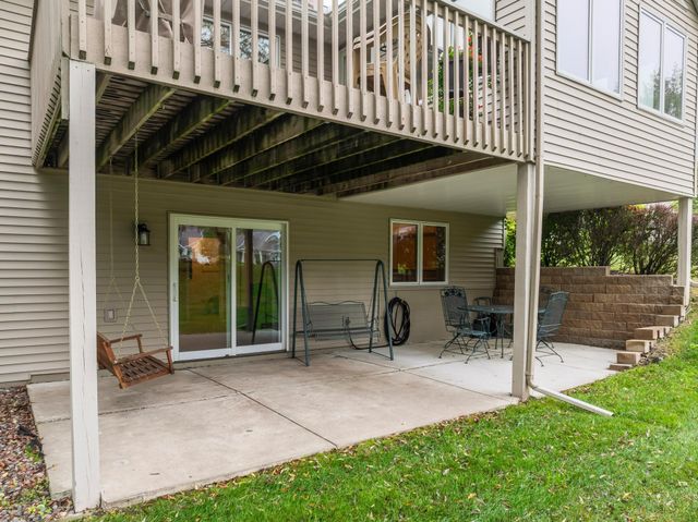 2116 Park Pointe Drive, Northfield, MN 55057