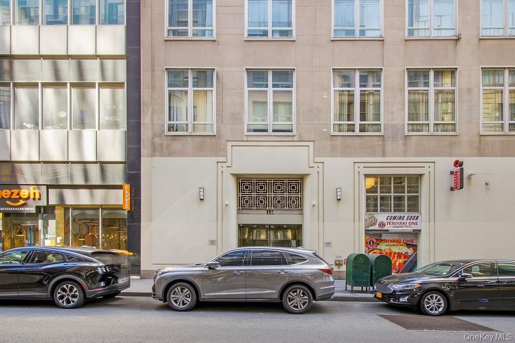 111 Fulton Street 613, New York (manhattan), NY 10038 — photo 2