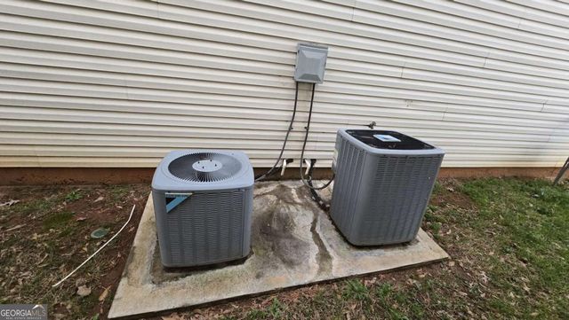 498 Shadowmoore Drive, Riverdale, GA 30274