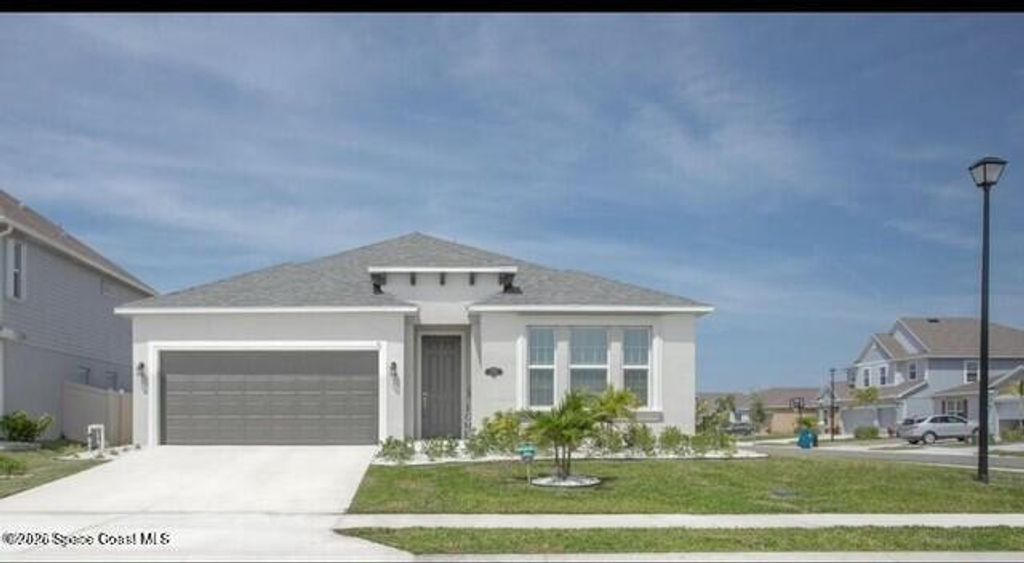 2792 Pinwherry Street NW, Palm Bay, FL 32907