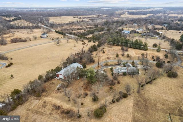 20043 GLEEDSVILLE RD, Leesburg, VA 20175