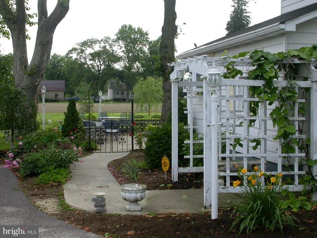 235 PINE RD, Hammonton, NJ 08037