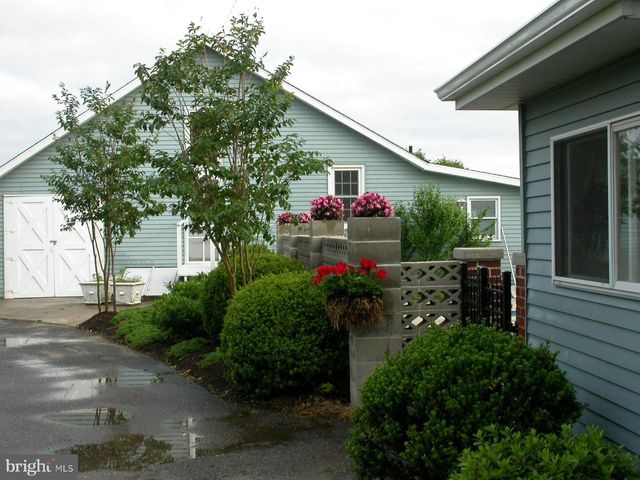 235 PINE RD, Hammonton, NJ 08037