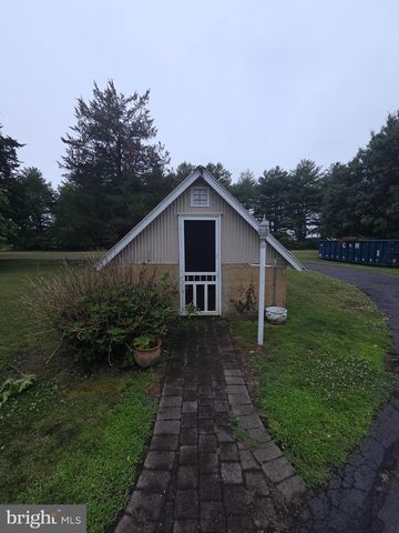 235 PINE RD, Hammonton, NJ 08037