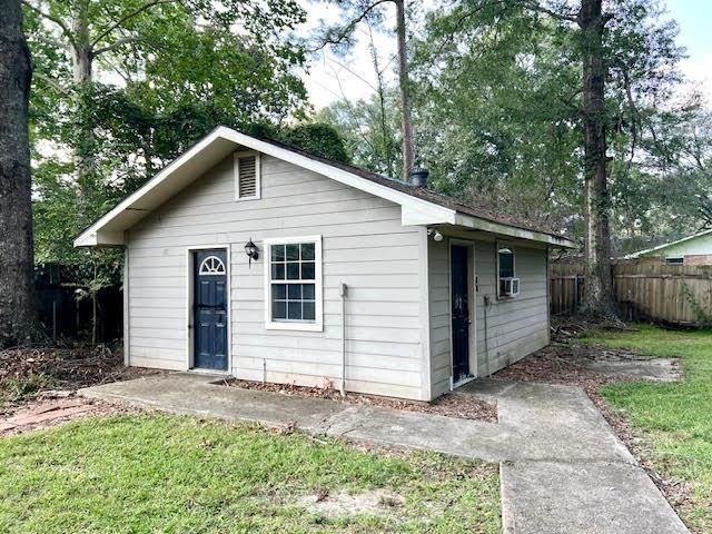 7233 Villere Dr, Baker, LA 70714