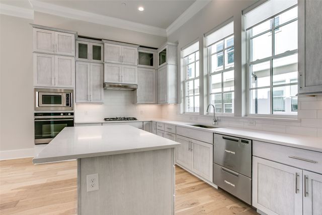 4645 New Water Lane, Dallas, TX 75219