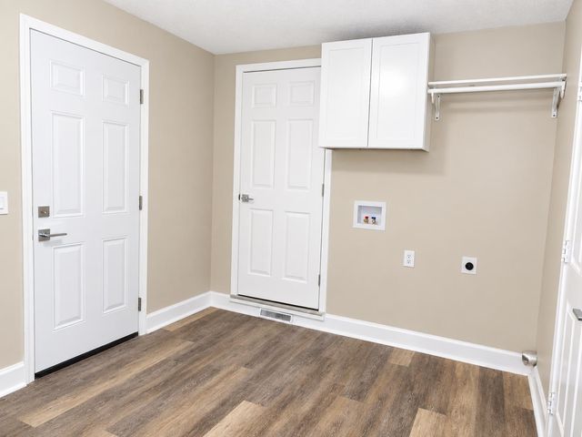 1737 S Fern Ave, Wichita, KS 67213
