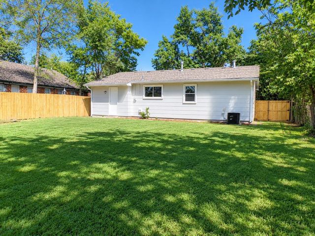 1737 S Fern Ave, Wichita, KS 67213