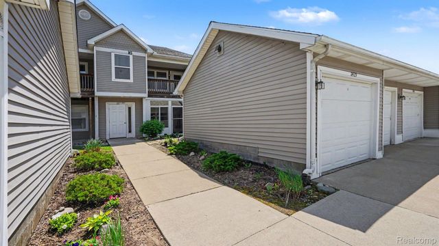 1429 Millbrook Trail 172, Pittsfield Charter Township, MI 48108