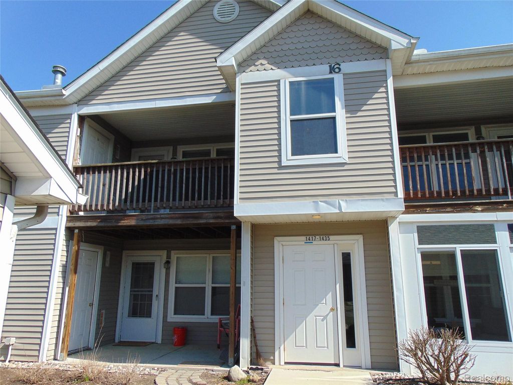 1429 Millbrook Trail 172, Pittsfield Charter Township, MI 48108