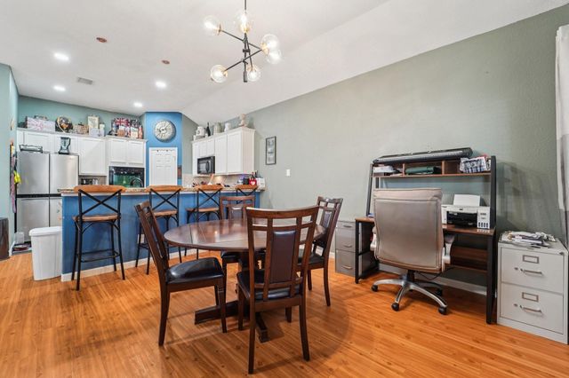 18452 Sunrise Maple Drive, Montgomery, TX 77316