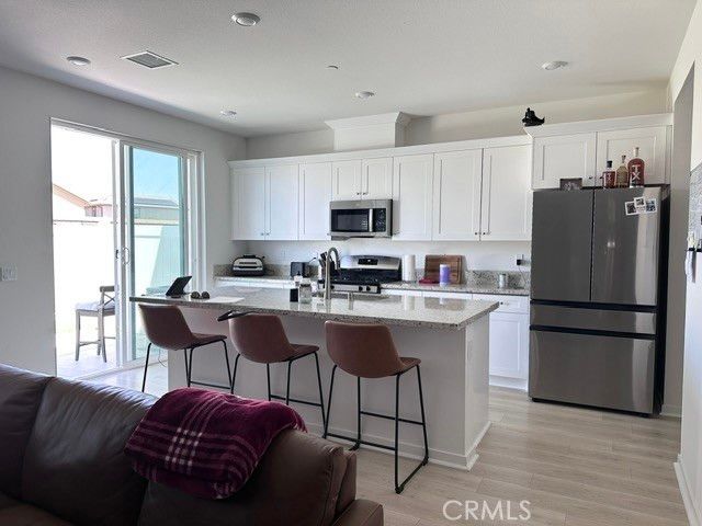 32568 Ventura Lane, Winchester, CA 92596