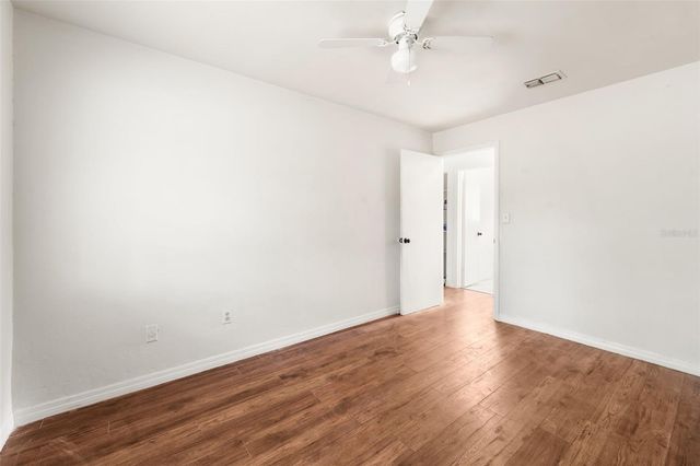 1911 SE 14TH AVENUE, Gainesville, FL 32641