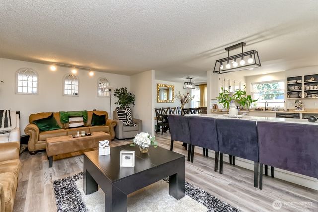 3542 71st Avenue W, University Place, WA 98466