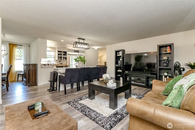 3542 71st Avenue W, University Place, WA 98466