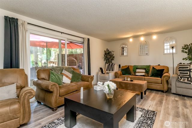3542 71st Avenue W, University Place, WA 98466