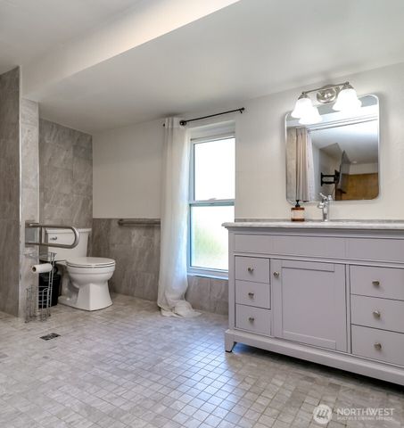 3542 71st Avenue W, University Place, WA 98466