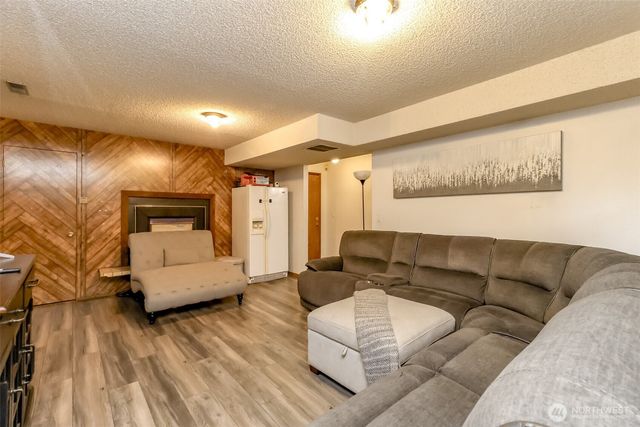 3542 71st Avenue W, University Place, WA 98466