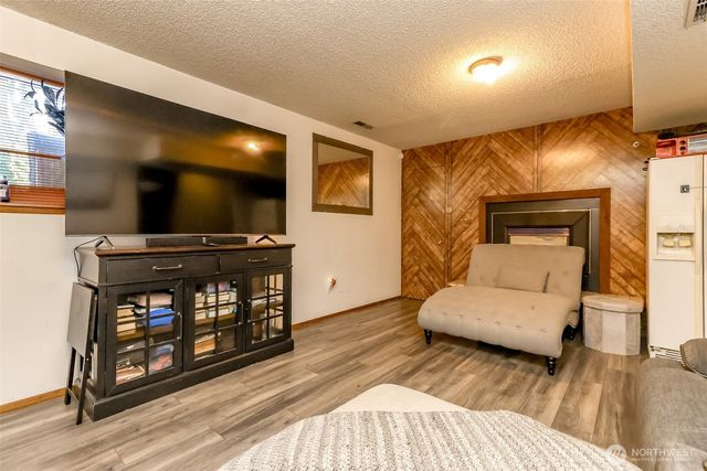 3542 71st Avenue W, University Place, WA 98466