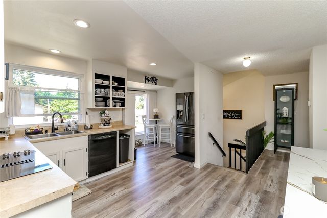 3542 71st Avenue W, University Place, WA 98466