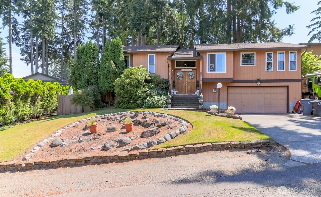 3542 71st Avenue W, University Place, WA 98466