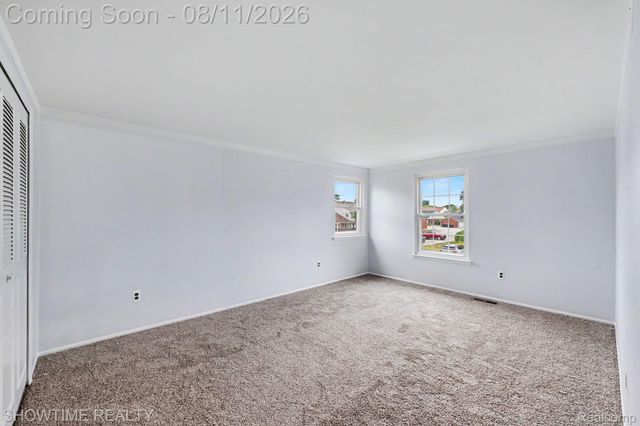 39415 OLD DOMINION Drive, Clinton Charter Township, MI 48038
