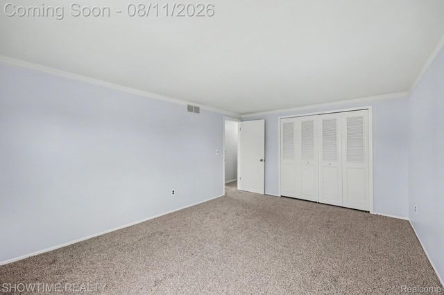 39415 OLD DOMINION Drive, Clinton Charter Township, MI 48038