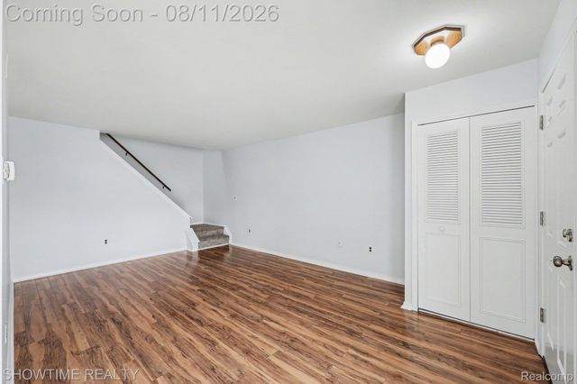 39415 OLD DOMINION Drive, Clinton Charter Township, MI 48038