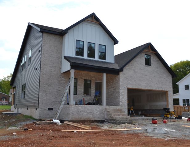 1509 Riggins Dr, Clarksville, TN 37042