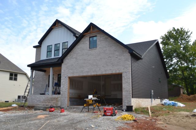 1509 Riggins Dr, Clarksville, TN 37042
