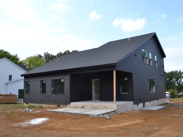 1509 Riggins Dr, Clarksville, TN 37042