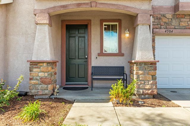 4504 Helens Oaks Cir, Stockton, CA 95210