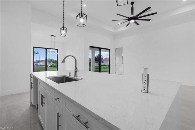 817 Jacaranda PKWY E, Cape Coral, FL 33909