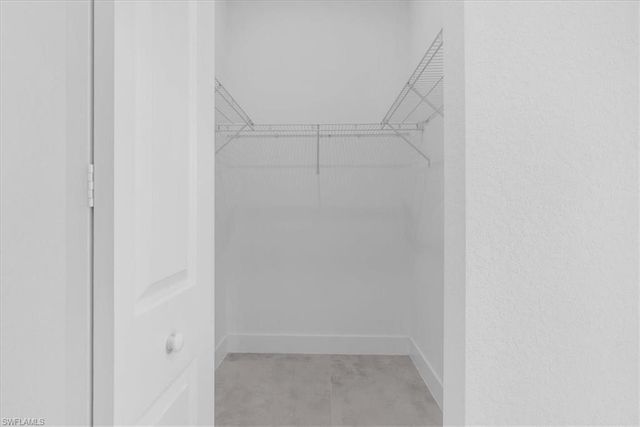 817 Jacaranda PKWY E, Cape Coral, FL 33909