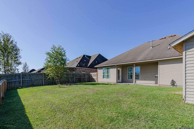 16450 Timberstone Dr, Prairieville, LA 70769