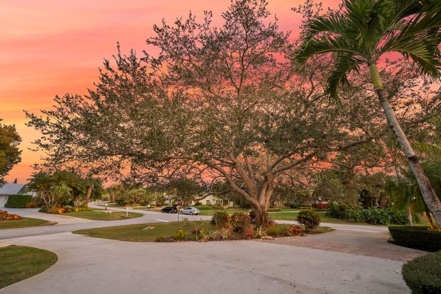 1022 SW Tiburon Way, Palm City, FL 34990