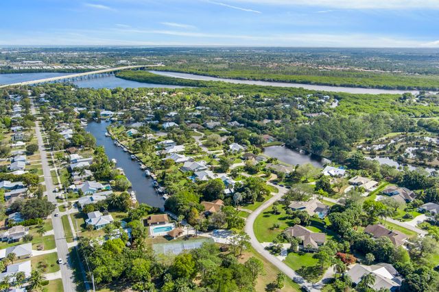 1022 SW Tiburon Way, Palm City, FL 34990