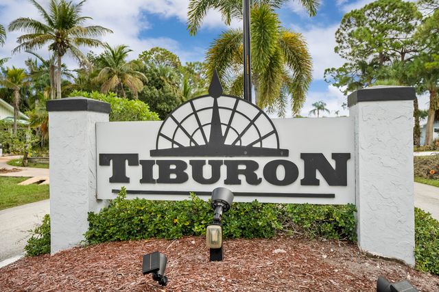 1022 SW Tiburon Way, Palm City, FL 34990