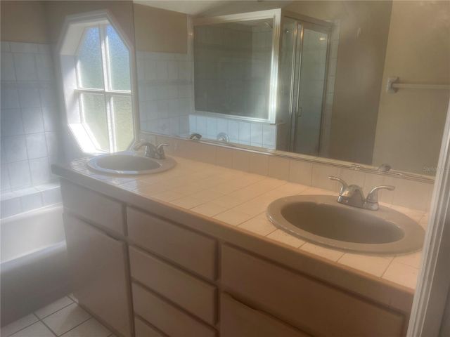 908 35TH AVENUE DRIVE W, Palmetto, FL 34221