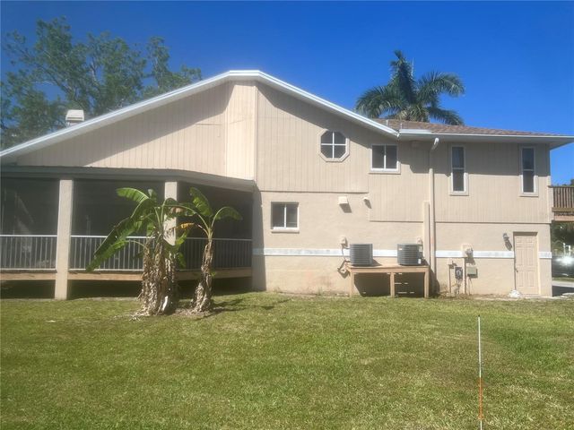 908 35TH AVENUE DRIVE W, Palmetto, FL 34221