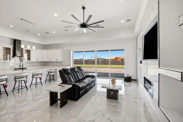 23532 W Jomax Road, Wittmann, AZ 85361