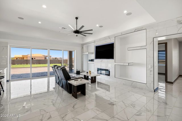 23532 W Jomax Road, Wittmann, AZ 85361