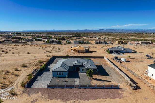 23532 W Jomax Road, Wittmann, AZ 85361
