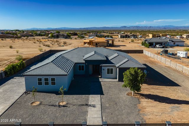 23532 W Jomax Road, Wittmann, AZ 85361
